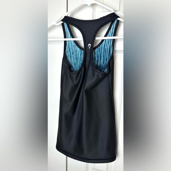 3 IVIVVA by LULULEMON Tank Tops Bundle Girls Racerback Keep Ur Cool Reversible - Picture 10 of 16